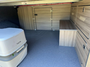 2018 Citroen Relay Off Grid Camper Van 2.0 Bluehdi 35 Enterprise in White — image 5