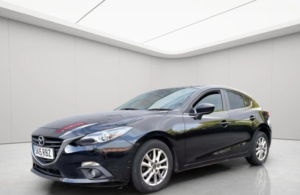 2015 Mazda Mazda3 2.0 Skyactiv-G Se-L Euro 5 (s/s) 5dr in Black — image 4