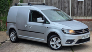 2018 Volkswagen Caddy 1.4 Tsi C20 Bluemotion Tech Highline DSG Swb Euro 6 (s/s) 5dr in Silver — image 2