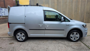 2018 Volkswagen Caddy 1.4 Tsi C20 Bluemotion Tech Highline DSG Swb Euro 6 (s/s) 5dr in Silver — image 5