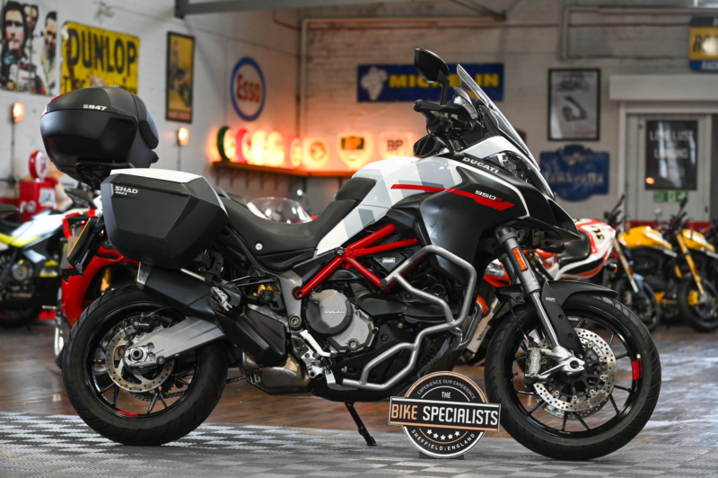 2021 Ducati Multistrada 950 950 S in White — image 1