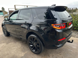 2021 Land Rover Discovery Sport 2.0 D200 Mhev R-Dynamic Hse in Black — image 3