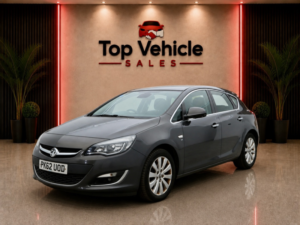 2012 Vauxhall Astra 2.0 Cdti Elite in Grey — image 2