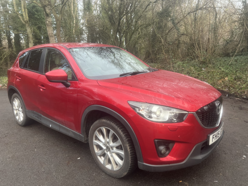 2015 Mazda Cx-5 2.2 Skyactiv-D Sport Nav in Red — image 1