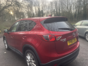 2015 Mazda Cx-5 2.2 Skyactiv-D Sport Nav in Red — image 5