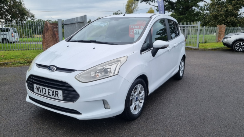 2013 Ford B-Max 1.0 T Ecoboost Zetec in White — image 1