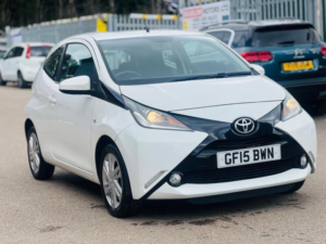 2015 Toyota Aygo 1.0 Vvt-I X-Pression Euro 5 3dr Euro 5 in White — image 4