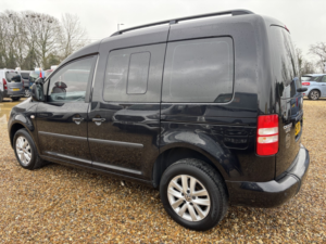 2016 Volkswagen Caddy Life Drive From Wheelchair Access Vehicle Wav 1.6 Tdi Cr in Black — image 5