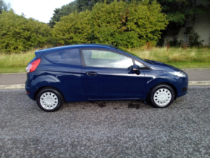 2015 Ford Fiesta Van 1.6 Tdci Econetic Ii in Blue — image 4