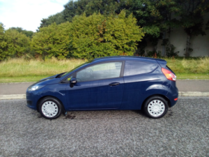 2015 Ford Fiesta Van 1.6 Tdci Econetic Ii in Blue — image 5