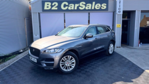 2017 Jaguar F-Pace 2.0 D180 Portfolio Auto AWD Euro 6 (s/s) 5dr in Grey — image 5