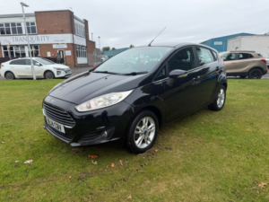 2014 Ford Fiesta 1.25 Zetec Hatchback 5dr Petrol Manual Euro 5 (82 Ps) in Black — image 3