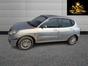 2004 Daihatsu Sirion 1.0 El in Silver — image 4