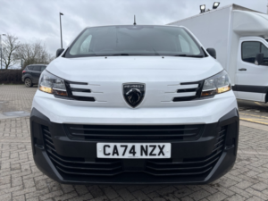 2024 Peugeot Expert 1.5 Bluehdi Professional in White — image 2