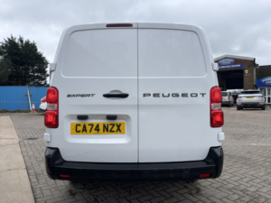 2024 Peugeot Expert 1.5 Bluehdi Professional in White — image 6
