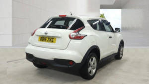 2016 Nissan Juke 1.6 Visia Euro 6 5dr in White — image 4