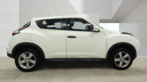 2016 Nissan Juke 1.6 Visia Euro 6 5dr in White — image 5