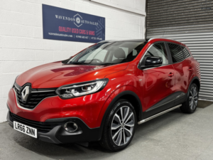 2016 Renault Kadjar 1.2 Signature Nav Tce 130 in Red — image 4