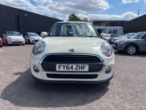 2014 MINI Hatch 1.2 One Euro 6 (s/s) 3dr in White — image 5