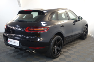 2016 Porsche Macan 3.0 Td V6 S SUV 5dr Diesel Pdk 4WD Euro 6 (s/s) (258 Ps) in Black — image 3