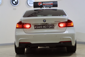 2014 BMW 3 Series 320i M Sport Saloon 4dr Petrol Auto Euro 6 (s/s) (184 Ps) in White — image 4