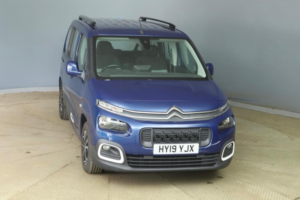 2019 Citroen Berlingo 1.2 Puretech Flair M Euro 6 (s/s) 5dr in Blue — image 2