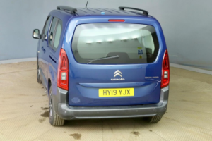 2019 Citroen Berlingo 1.2 Puretech Flair M Euro 6 (s/s) 5dr in Blue — image 4