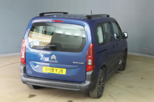 2019 Citroen Berlingo 1.2 Puretech Flair M Euro 6 (s/s) 5dr in Blue — image 5