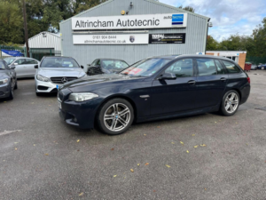 2015 BMW 5 Series 2.0 520i M Sport Touring Euro 6 (s/s) 5dr in Black — image 6