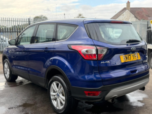 2017 Ford Kuga 1.5t Ecoboost Zetec Auto AWD Euro 6 (s/s) 5dr in Blue — image 4