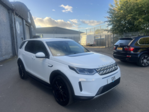 2020 Land Rover Discovery Sport 2.0 D150 Se in White — image 6