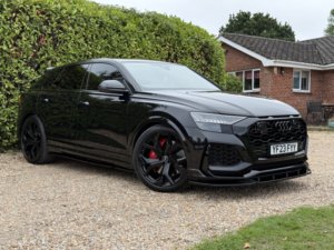 2023 Audi Rsq8