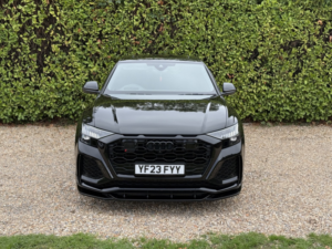 2023 Audi Rsq8 4.0 Tfsi V8 Vorsprung in Black — image 4