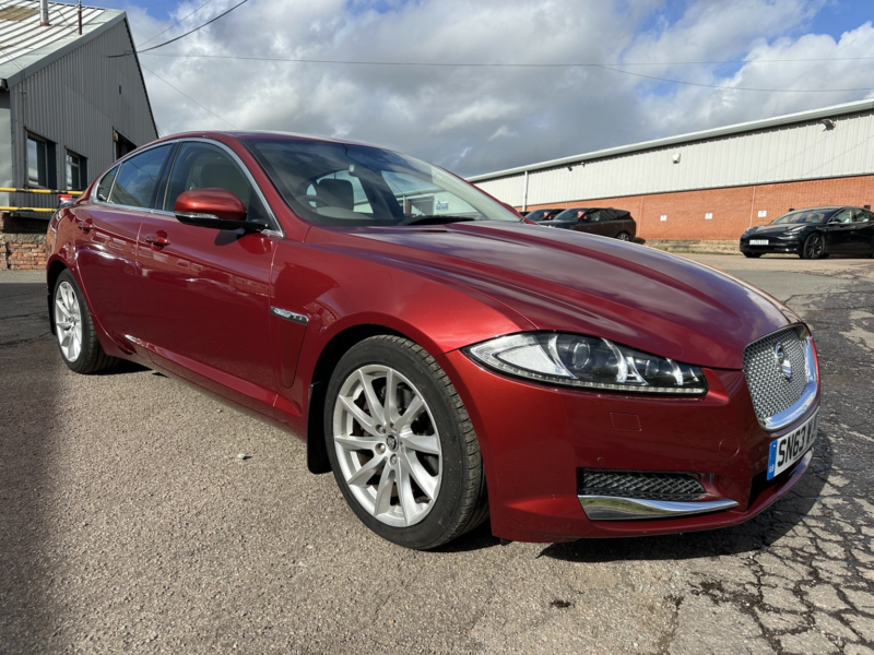 2013 Jaguar Xf 2.2 D Premium Luxury in Red — image 1