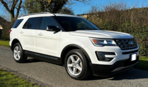 2017 Ford Explorer 3.5 V6 Xlt Automatic in White — image 5