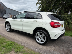 2015 Mercedes-Benz Gla 2.1 Gla220 Cdi Amg Line 7g-Dct 4matic Euro 6 (s/s) 5dr in White — image 4