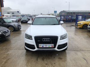 2010 Audi Q5 3.0 Tdi V6 S Line in White — image 3