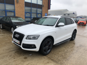 2010 Audi Q5 3.0 Tdi V6 S Line in White — image 4