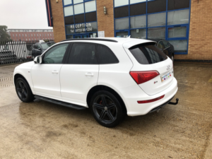2010 Audi Q5 3.0 Tdi V6 S Line in White — image 6