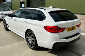 2017 BMW 5 Series 3.0 530d M Sport Touring Auto Xdrive Euro 6 (s/s) 5dr in White — image 4