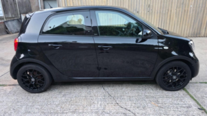 2017 Smart Forfour 0.9t Prime Sport (premium) Twinamic Euro 6 (s/s) 5dr in Black — image 5
