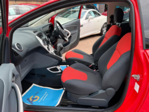 2015 Ford Ka 1.2 Zetec Euro 5 (s/s) 3dr in Red — image 4
