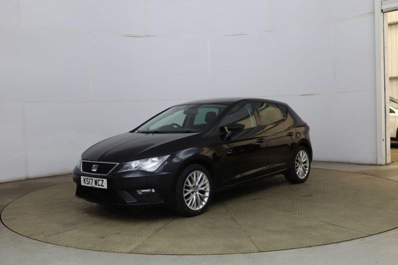 2017 SEAT Leon 1.2 Tsi Se Dynamic Technology Euro 6 (s/s) 5dr in Black — image 1