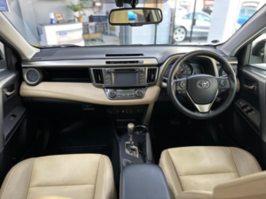 2015 Toyota Rav4 2.0 V-Matic Invincible Multidrive S 4WD Euro 5 5dr in Grey — image 2
