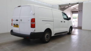 2021 Vauxhall Vivaro 2.0 Turbo D 3100 Dynamic L2 H1 Euro 6 (s/s) 6dr in White — image 6