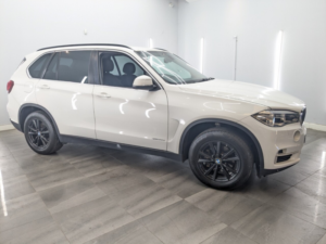 2017 BMW X5 3l 5dr Auto 255 Bhp in White — image 5