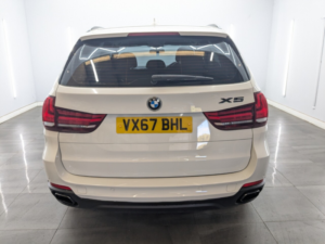 2017 BMW X5 3l 5dr Auto 255 Bhp in White — image 6