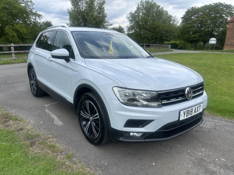 2018 Volkswagen Tiguan 1.4 Tsi Se Navigation in Silver — image 1