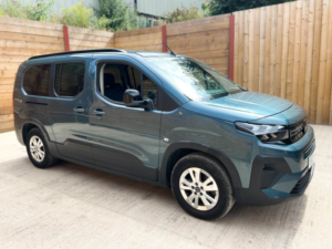2024 Peugeot Rifter L2 Lwb 5 SEAT Wheelchair Accessible Disabled Access Vehicle Wav in Blue — image 3