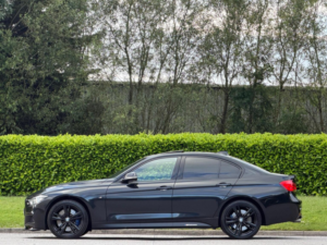 2017 BMW 3 Series 3.0 330d M Sport Auto Xdrive Euro 6 (s/s) 4dr in Black — image 4